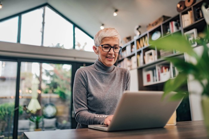 6 of 52 social media for seniors