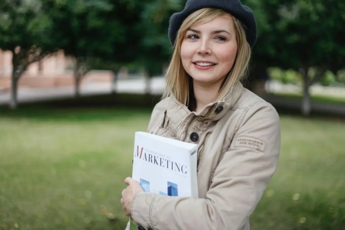 Top 10 college marketing strategies to boost enrollment